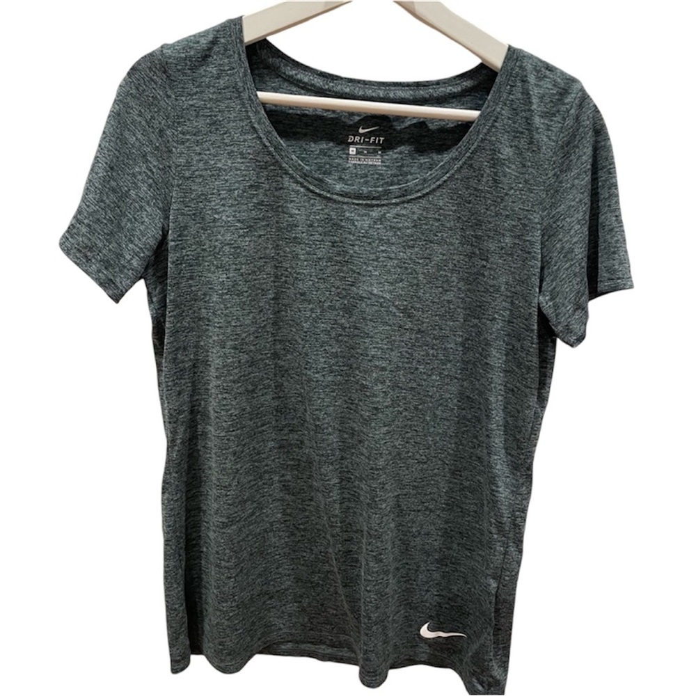 NIKE Dri-Fit Women's MEDIUM Heather Gray Short Sleeve Activewear Top